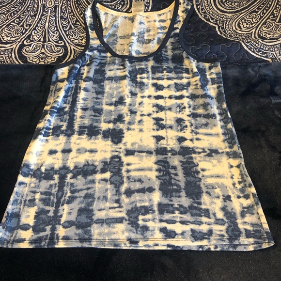 Lucky Brand Small Cozy blue tie dyed color tank top💙 - Picture 5 of 8